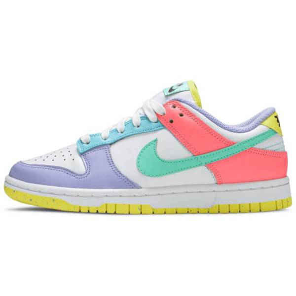 Dunk Low SE WMNS Easter