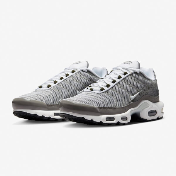 Air Max Plus SE – Flat Pewter/Photon Dust/Black/White