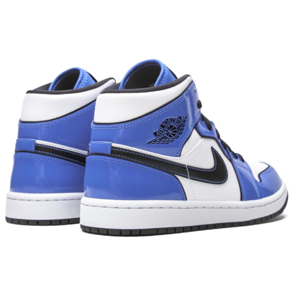 Air Jordan 1 Mid SE ‘Signal Blue’