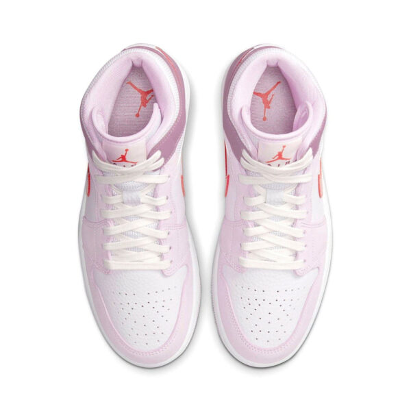 Air Jordan 1 Mid Wmns Valentine’s Day