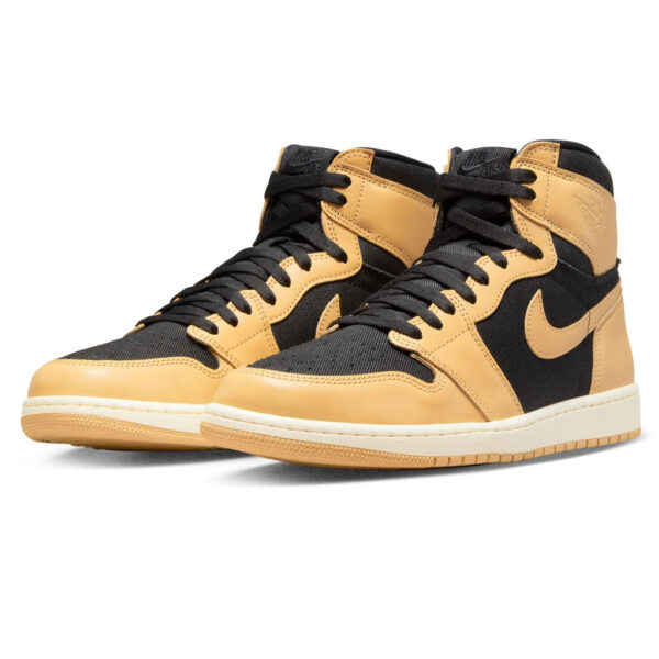 Air Jordan 1 Retro High OG ‘Heirloom’