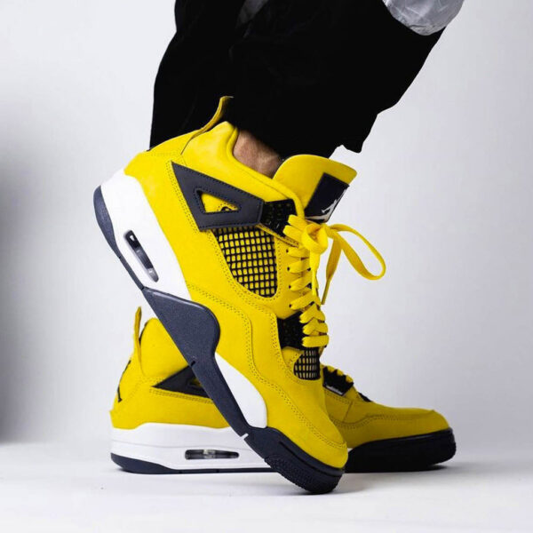 Air Jordan 4 Retro ‘Lightning’ 2021