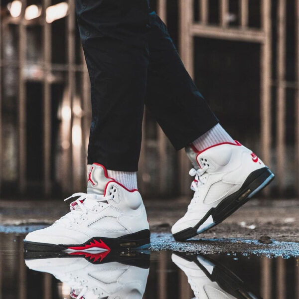 Air Jordan 5 Retro ‘Fire Red’ 2020