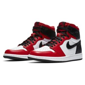 Air Jordan 1 Retro High Satin Snake Chicago