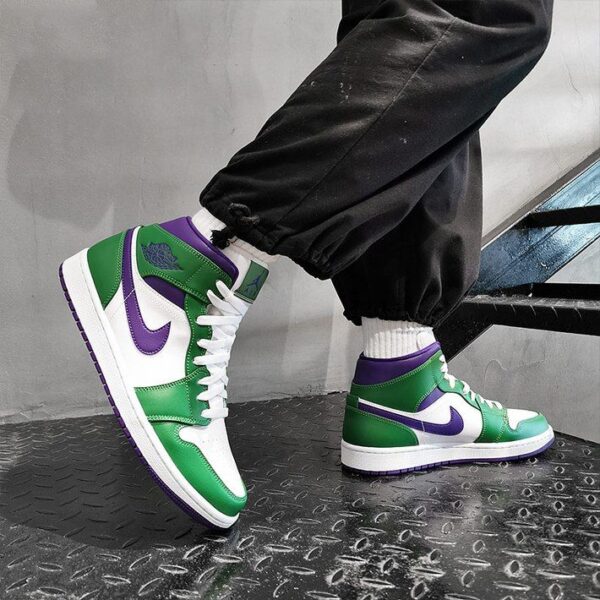 Jordan 1 Mid Incredible Hulk