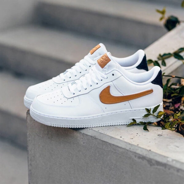 Air Force 1 Low ’07 LV8 ‘Removable Swoosh White Vachetta Tan’