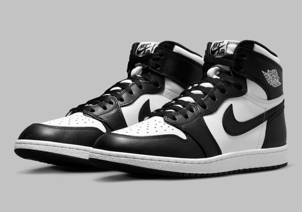 Air Jordan 1 Retro High Black White