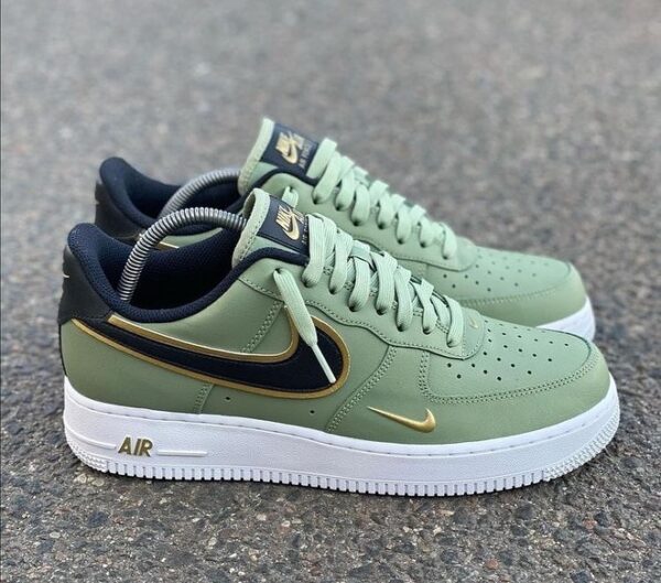 Air Force 1 ’07 LV8 ‘Metallic Swoosh Pack – Oil Green