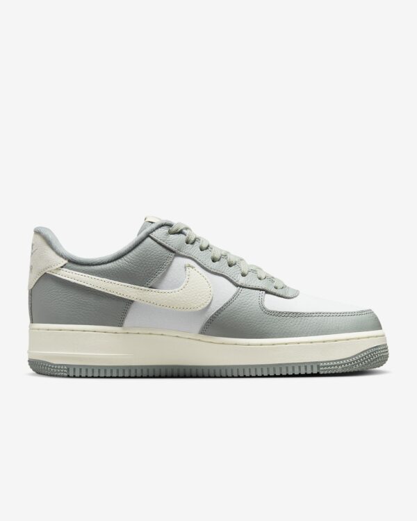 Air Force 1 ’07 LX NBHD Mica Green