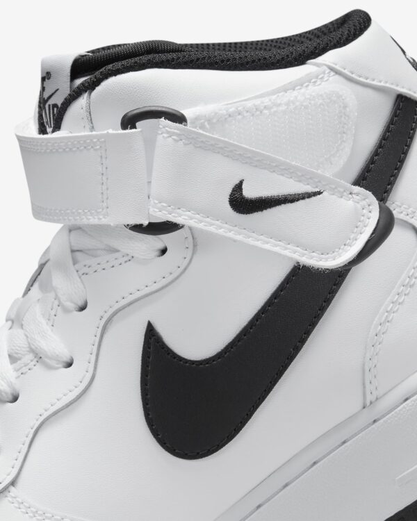 Air Force 1 Mid ’07 White and Black