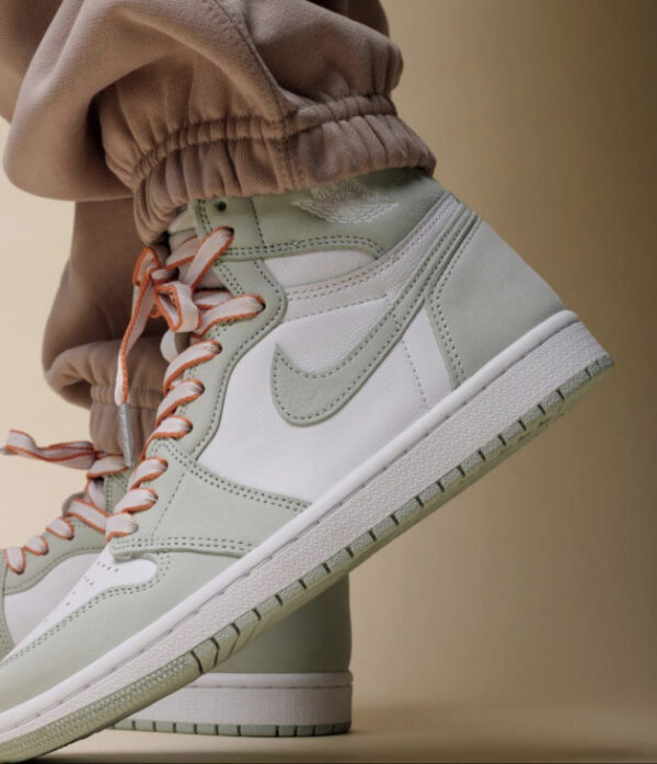 Air Jordan 1 High OG Seafoam