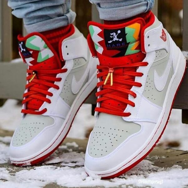 Air Jordan 1 Mid Hare 2015