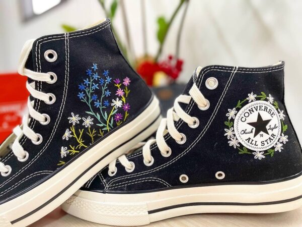 Embroidered Converse High Tops Unique Daisy Flowers