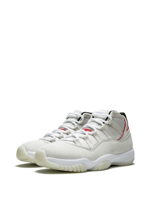 Air Jordan 11 Retro Platinum Tint