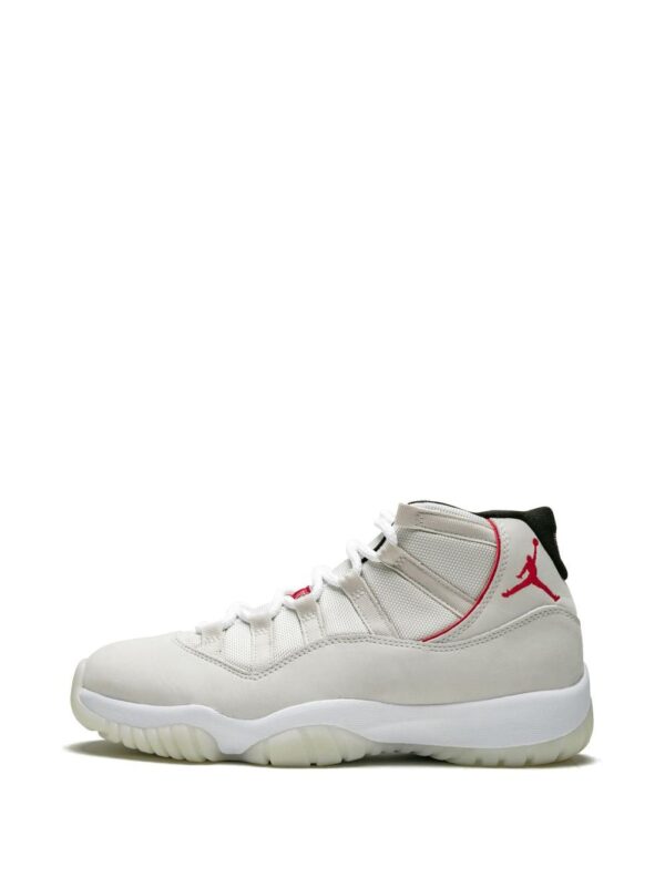 Air Jordan 11 Retro Platinum Tint