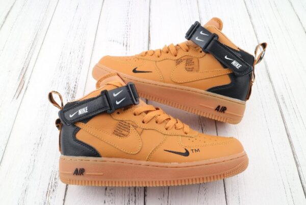 Air Force 1  ’07 Mid LV8 Wheat/Black-White