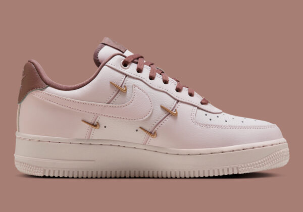 Air Force 1 Low LX Pink Russett