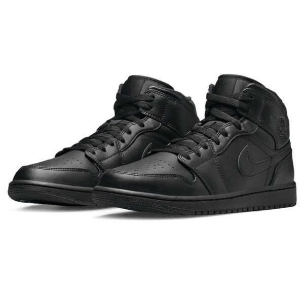 Air Jordan 1 Mid ‘Triple Black’ 2022