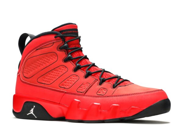 AIR JORDAN 9 RETRO ‘MOTORBOAT JONES’