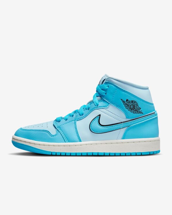 Jordan 1 Mid SE Ice Blue