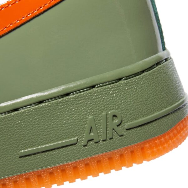 Air Force 1 Low in Shiny “Oil Green”