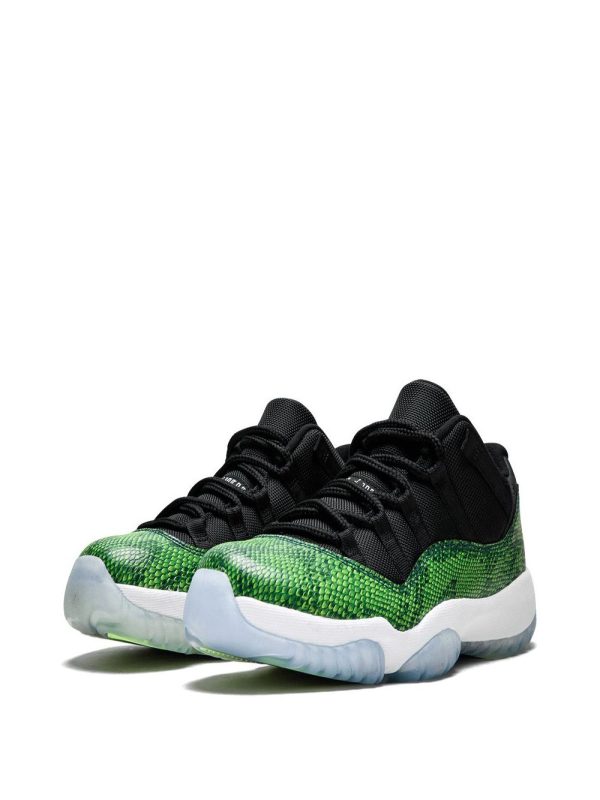 Air Jordan 11 Retro Low Nightshade